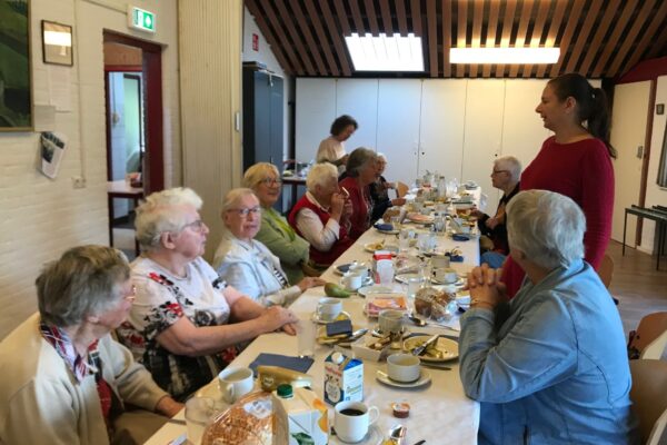 Lunch zusterkring met vrouwencontact