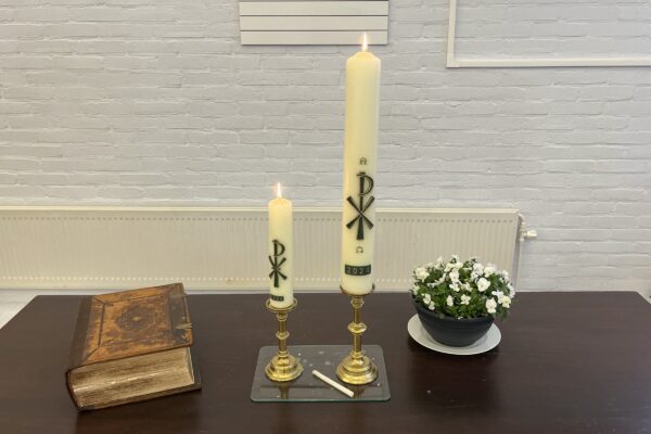 Nieuwe paaskaars